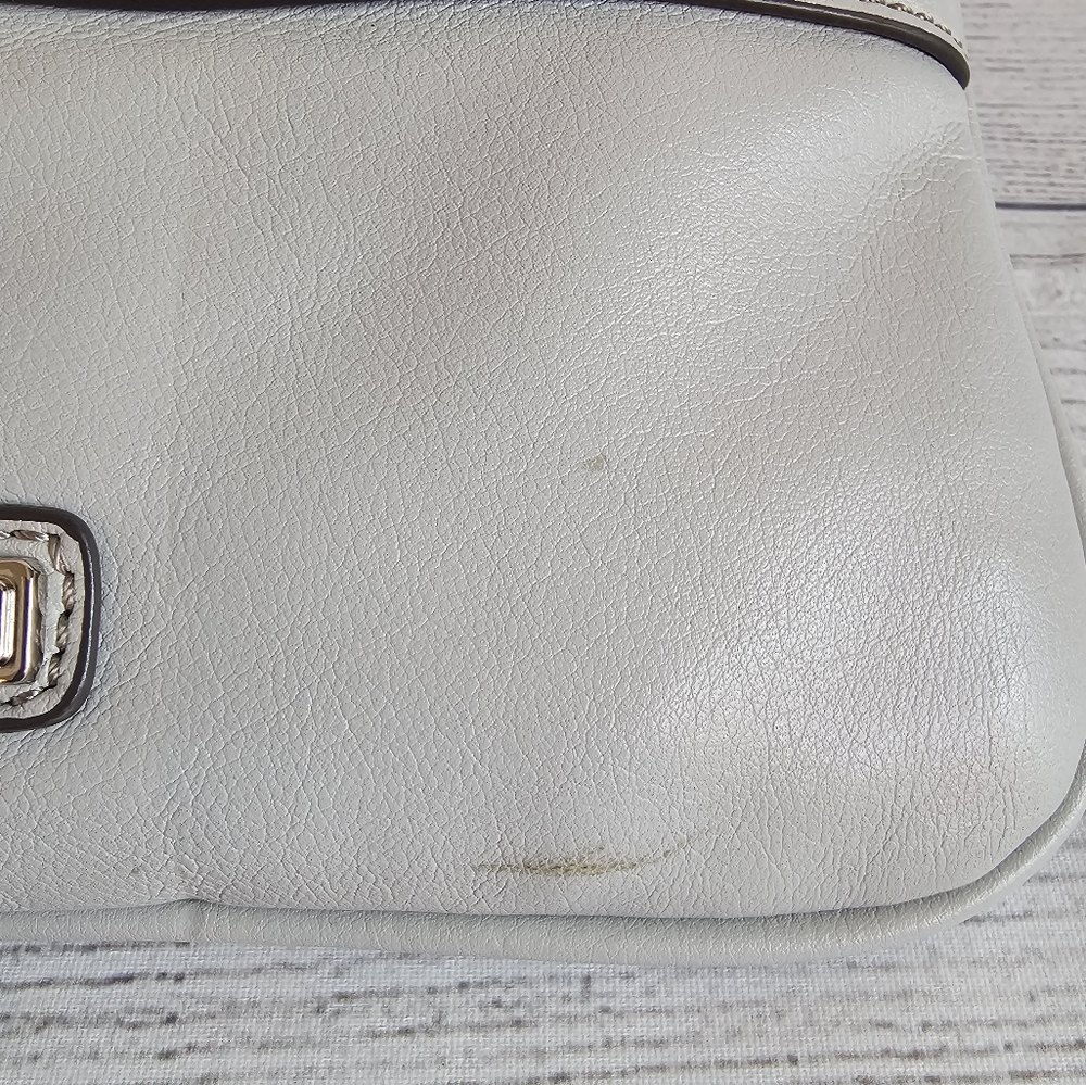 Y2K Nine West Light Gray Crossbody Bag - Picture 5 of 13